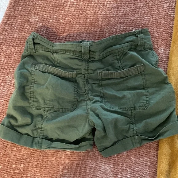 True Craft green utility shorts - Picture 3 of 4